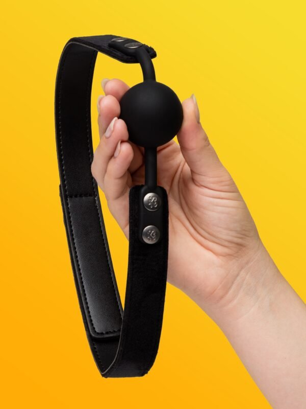 SEI MIO Strictly Come Quietly Soft Strap Silicone Ball Gag
