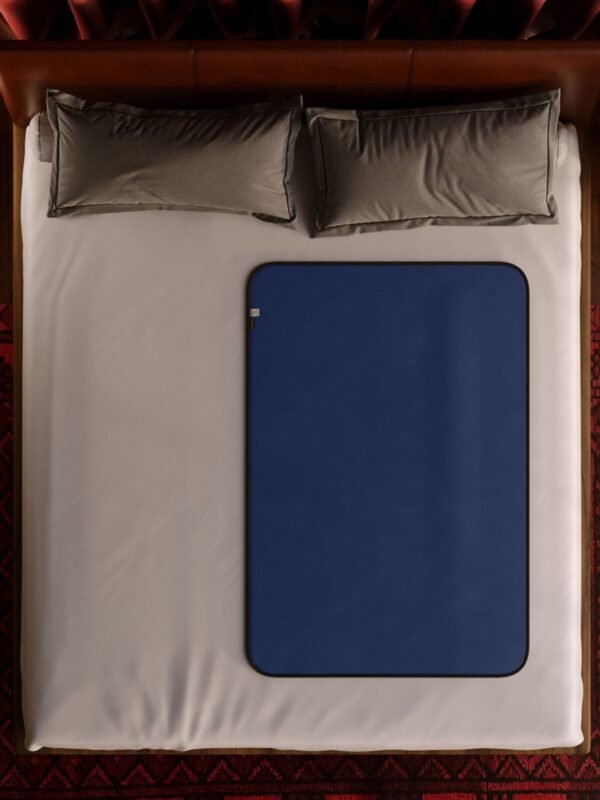 Liberator Fascinator Moisture-Proof  Travel Throw