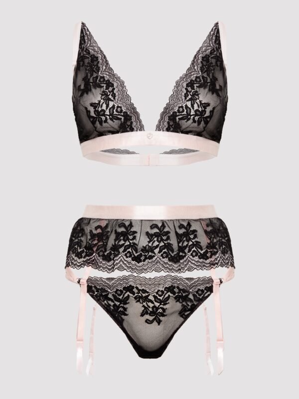 a48103g85835_5 Lovehoney Plus Size Lustrous Lace Black Bra