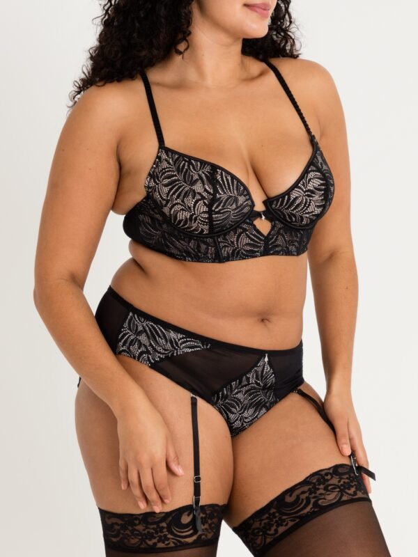 Lovehoney Plus Size Parisienne Charm Black Lace Crotchless Bra Set
