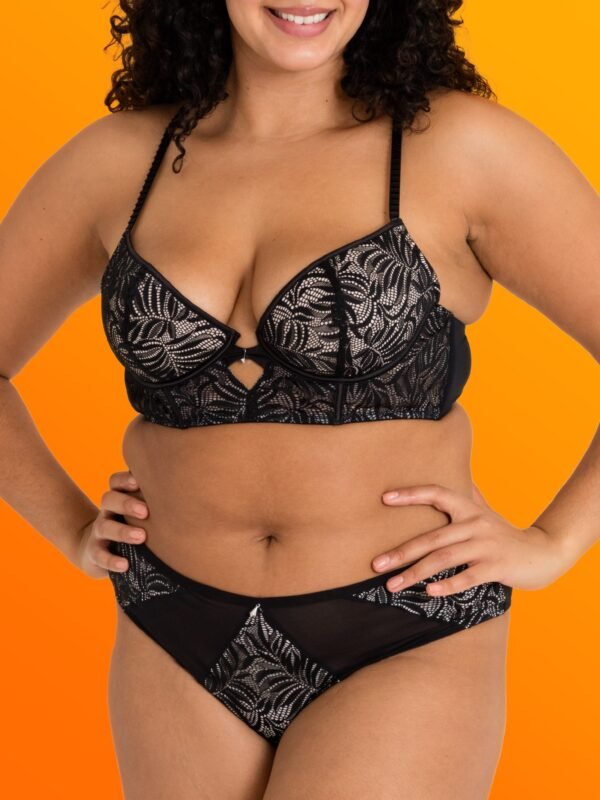 Lovehoney Plus Size Parisienne Charm Black Lace Crotchless Bra Set