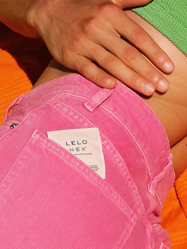 74513_3 Lelo HEX Original Latex Condoms (12 Count)