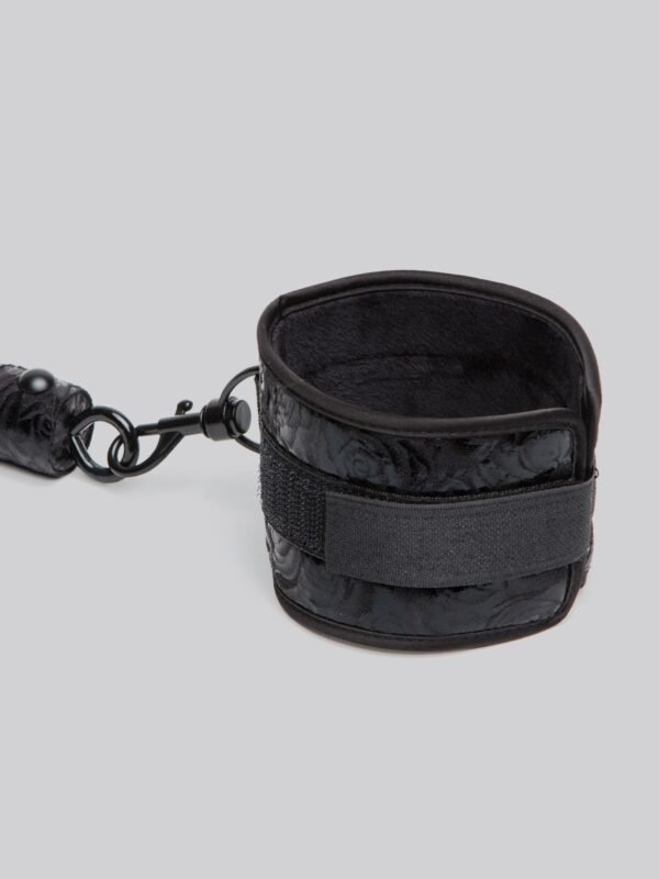 Bondage Boutique Black Rose 20 inch Spreader Bar