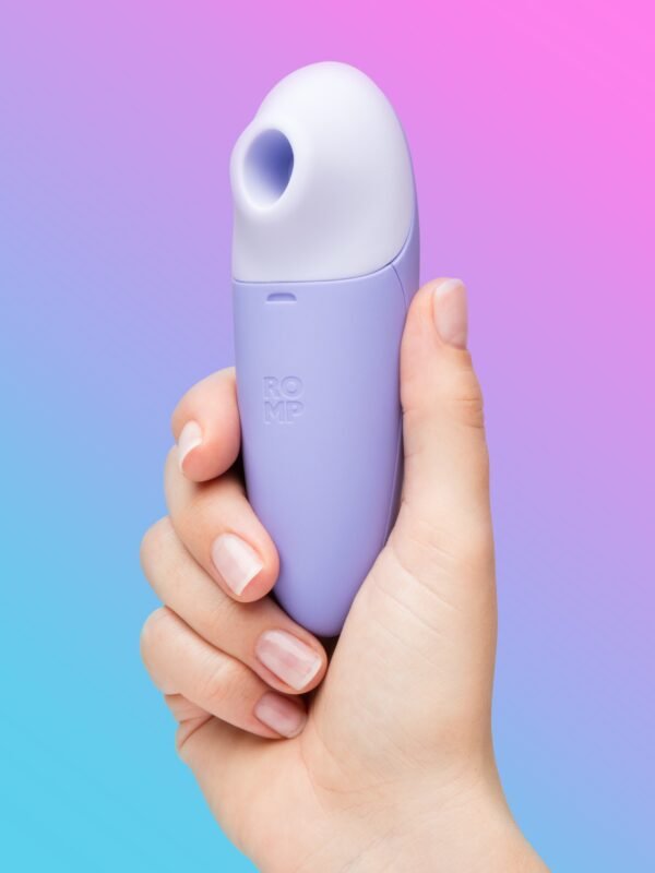 a48565g87167_2 ROMP X Lovehoney Switch X Clitoral Suction Stimulator
