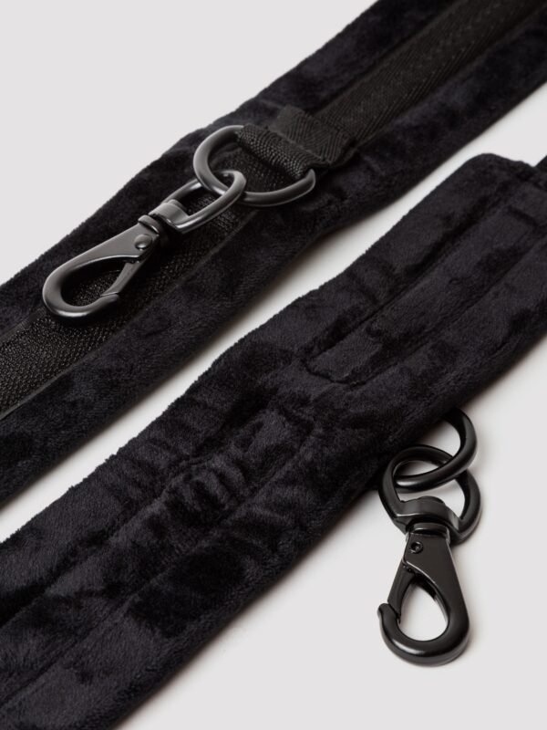 Sportsheets Pivot Black Restraining Connection Kit